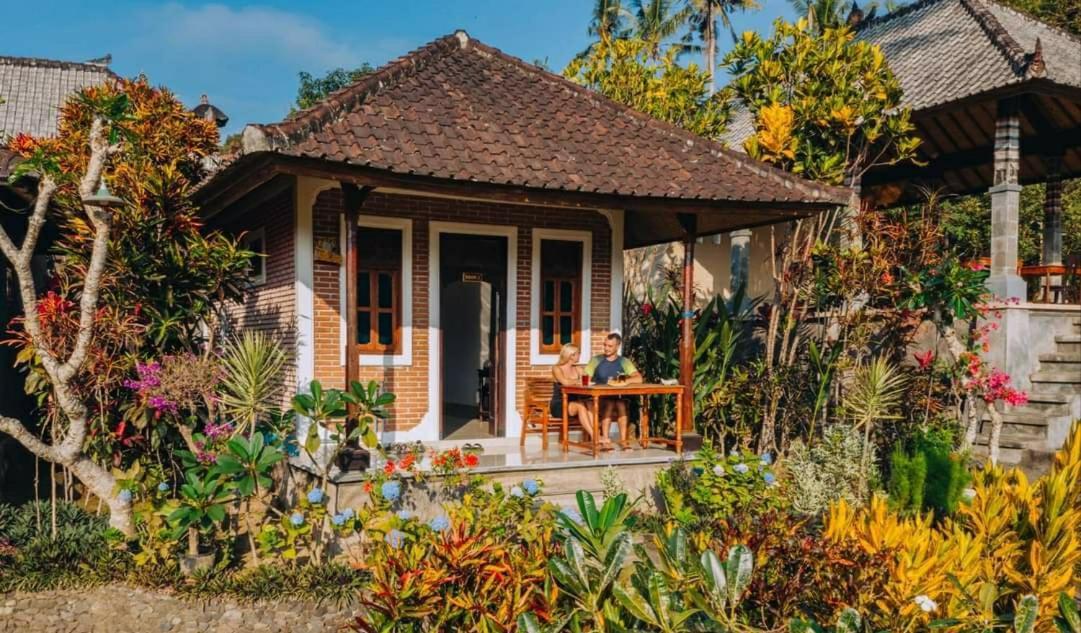 Pondok Lembah Dukuh Homestay كارانغاسِم المظهر الخارجي الصورة