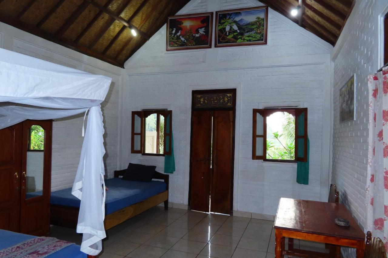 Pondok Lembah Dukuh Homestay كارانغاسِم المظهر الخارجي الصورة