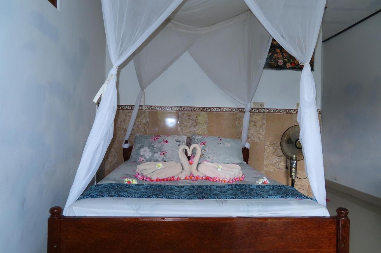 Pondok Lembah Dukuh Homestay كارانغاسِم المظهر الخارجي الصورة